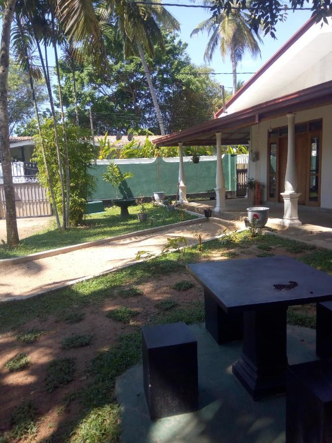 Shenya Villa Bentota Bagian luar foto
