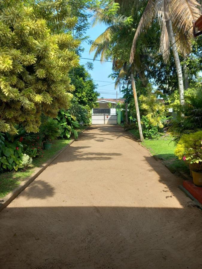 Shenya Villa Bentota Bagian luar foto