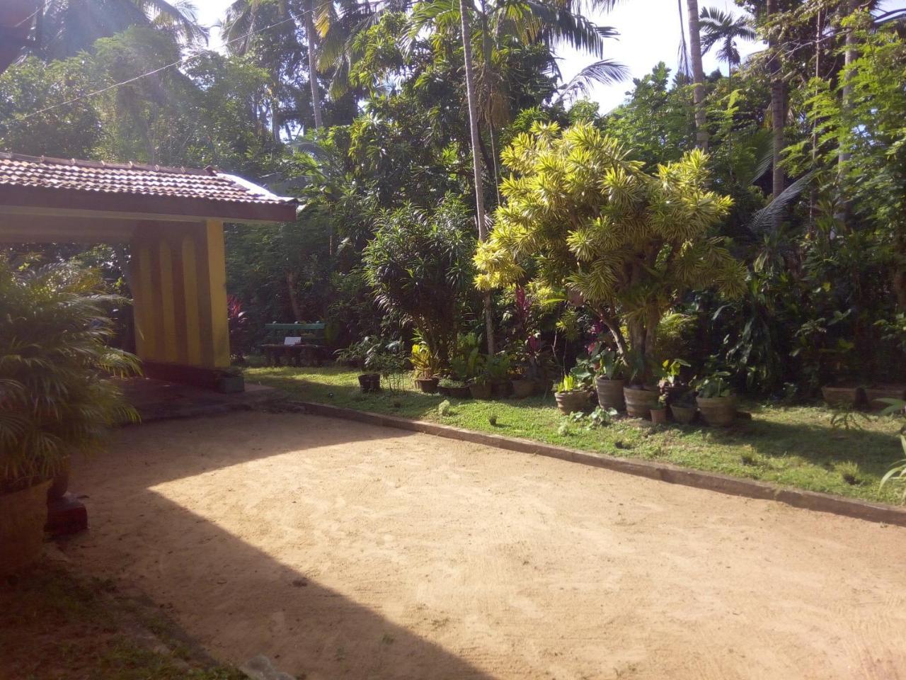 Shenya Villa Bentota Bagian luar foto
